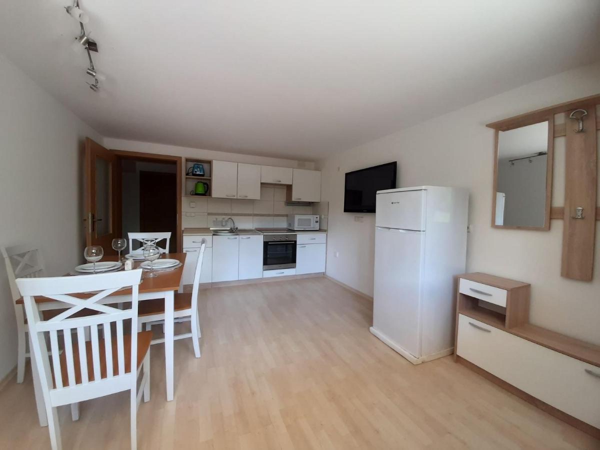 Apartament Tatiana 罗加斯卡斯拉提纳 外观 照片